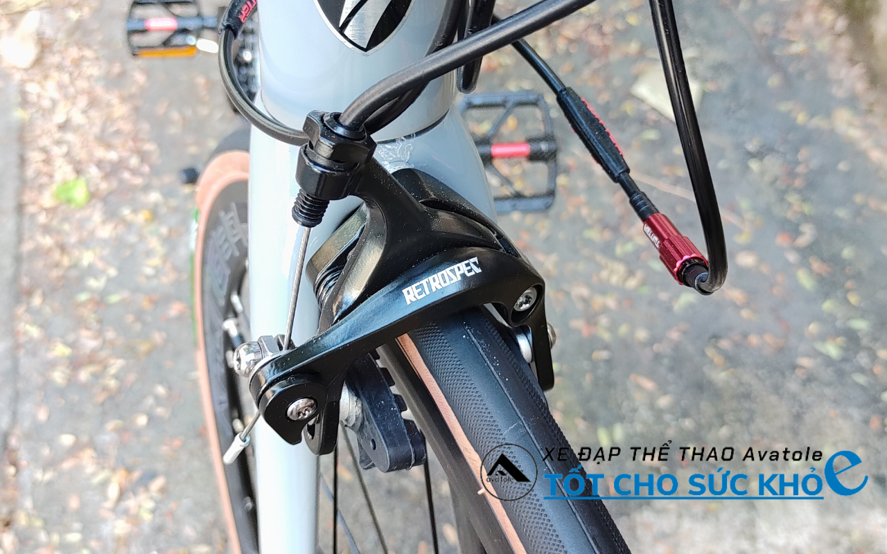Chi tiết XE ĐẠP ĐUA TWITTER THUNDER C