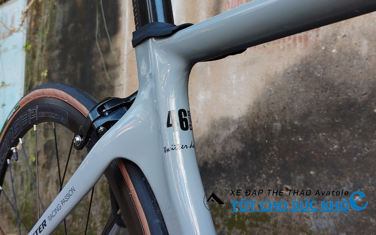 Chi tiết XE ĐẠP ĐUA TWITTER THUNDER C