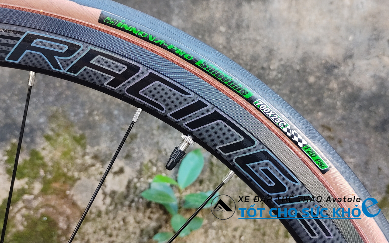 Chi tiết XE ĐẠP ĐUA TWITTER THUNDER C