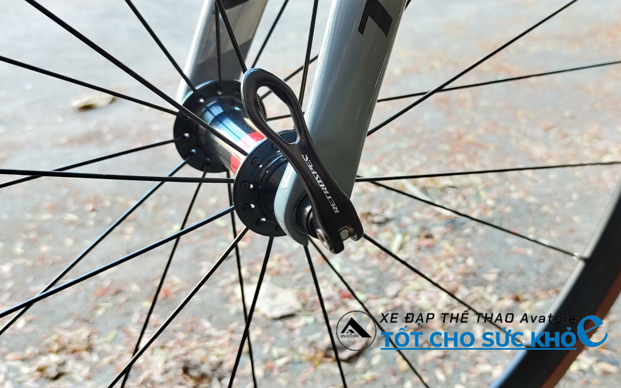 Chi tiết XE ĐẠP ĐUA TWITTER THUNDER C