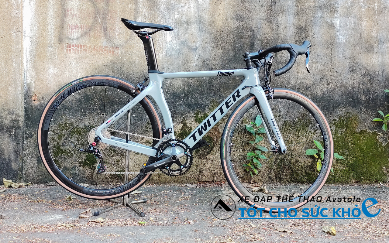 Chi tiết XE ĐẠP ĐUA TWITTER THUNDER C
