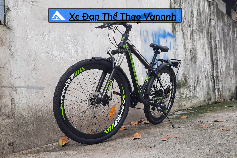 MÀU XANH LÁ TRẮNG ĐEN MÀU XANH LÁ TRẮNG ĐEN