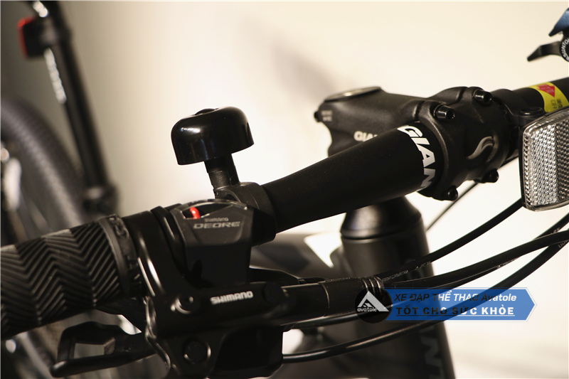 Chi tiết Giant ATX 860 phiên bản 2021 Chi tiết Giant ATX 860 phiên bản 2021