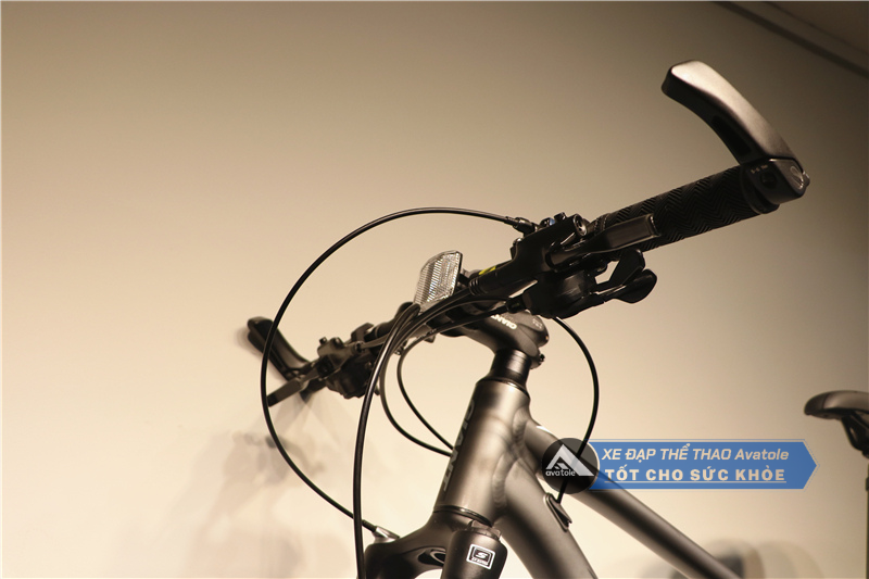 Chi tiết Giant ATX 860 phiên bản 2021 Chi tiết Giant ATX 860 phiên bản 2021