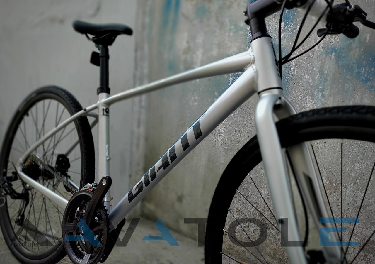 2022 Giant Esscape 2 2022 Giant Esscape 2