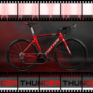 Xe đạp đua Twitter Thunder C Plus R2000 màu bạc đỏ